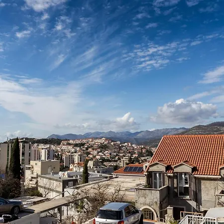 Big Terrace - Studio With Terrace And City View - First Floor Dubrovník