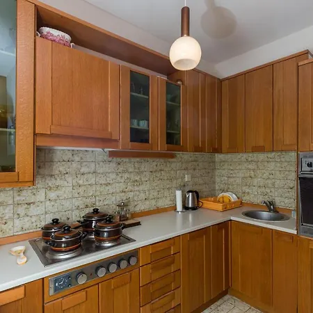 Big Terrace - Studio With Terrace And City View - First Floor Apartment