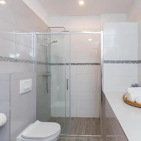 Apartment Big Terrace - Studio With Terrace And City View - First Floor *